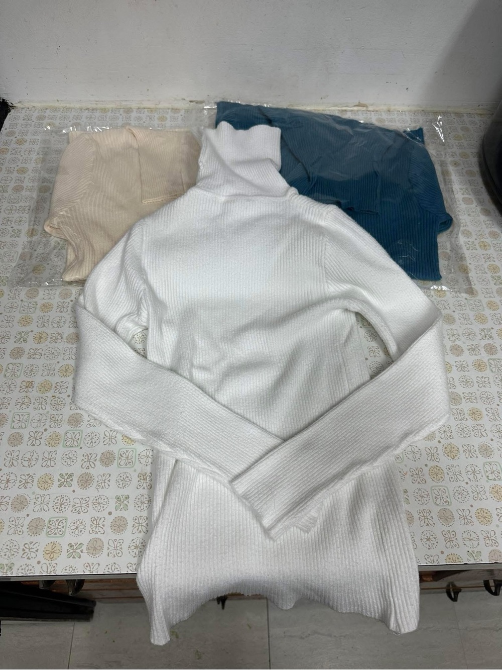Ribbed Turtleneck Sweater 3 pack
